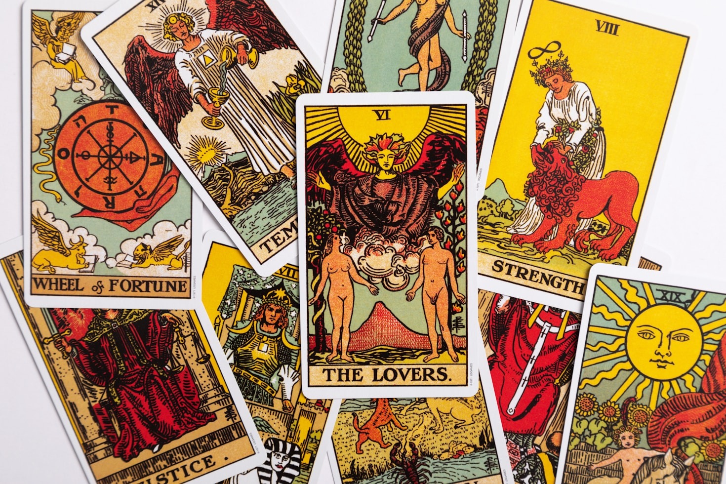 Cómo el tarot evolutivo puede transformar tu vida